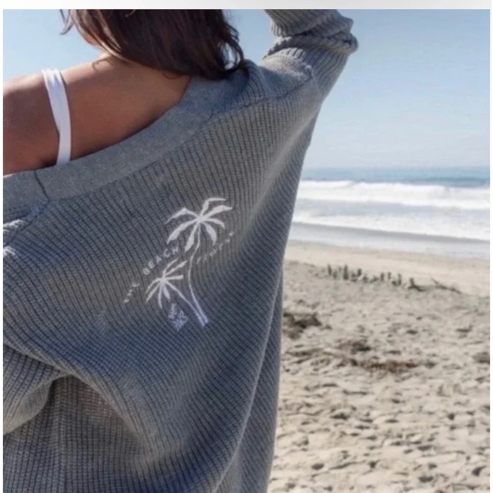 THE BEACH PEOPLE Gray Cable Knit Open Front Cardigan Embroidery‎ On Back | EUC